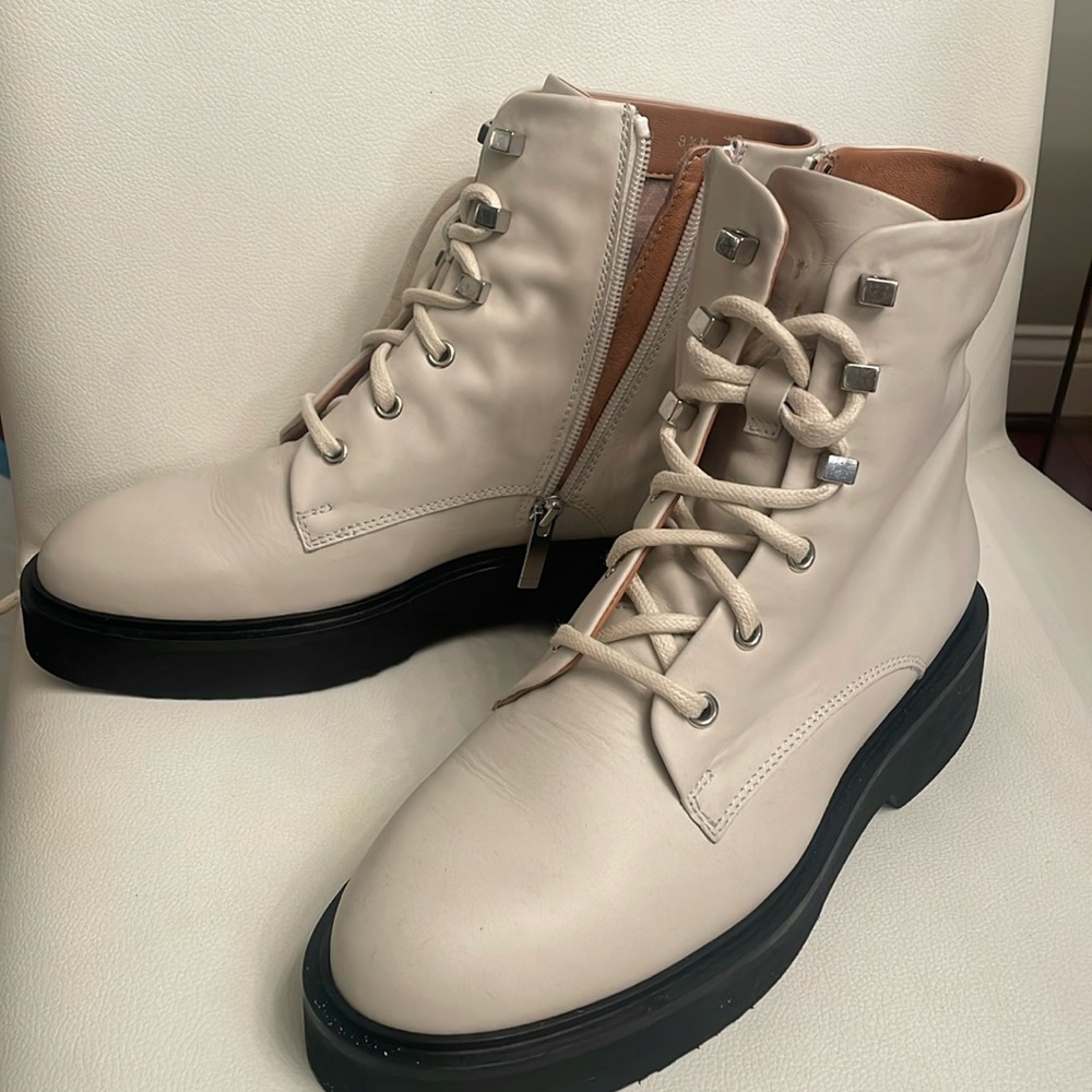Aquatalia boots